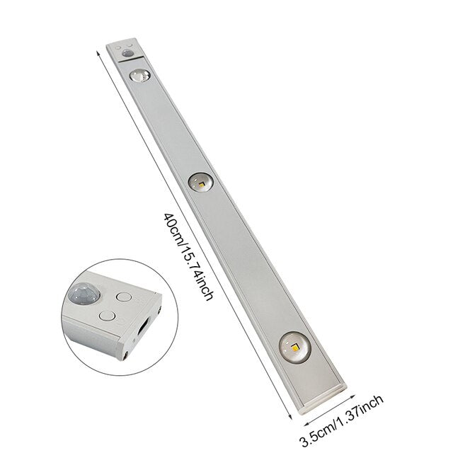 Trådløst smart LED-armatur med bevegelsessensor for huseiere