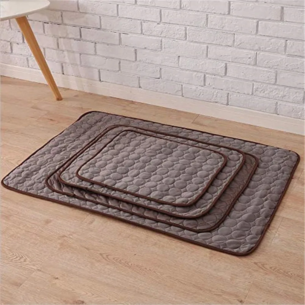 Cooling Mat For Dogs In Summer Weather To Keep Pets Comfortable