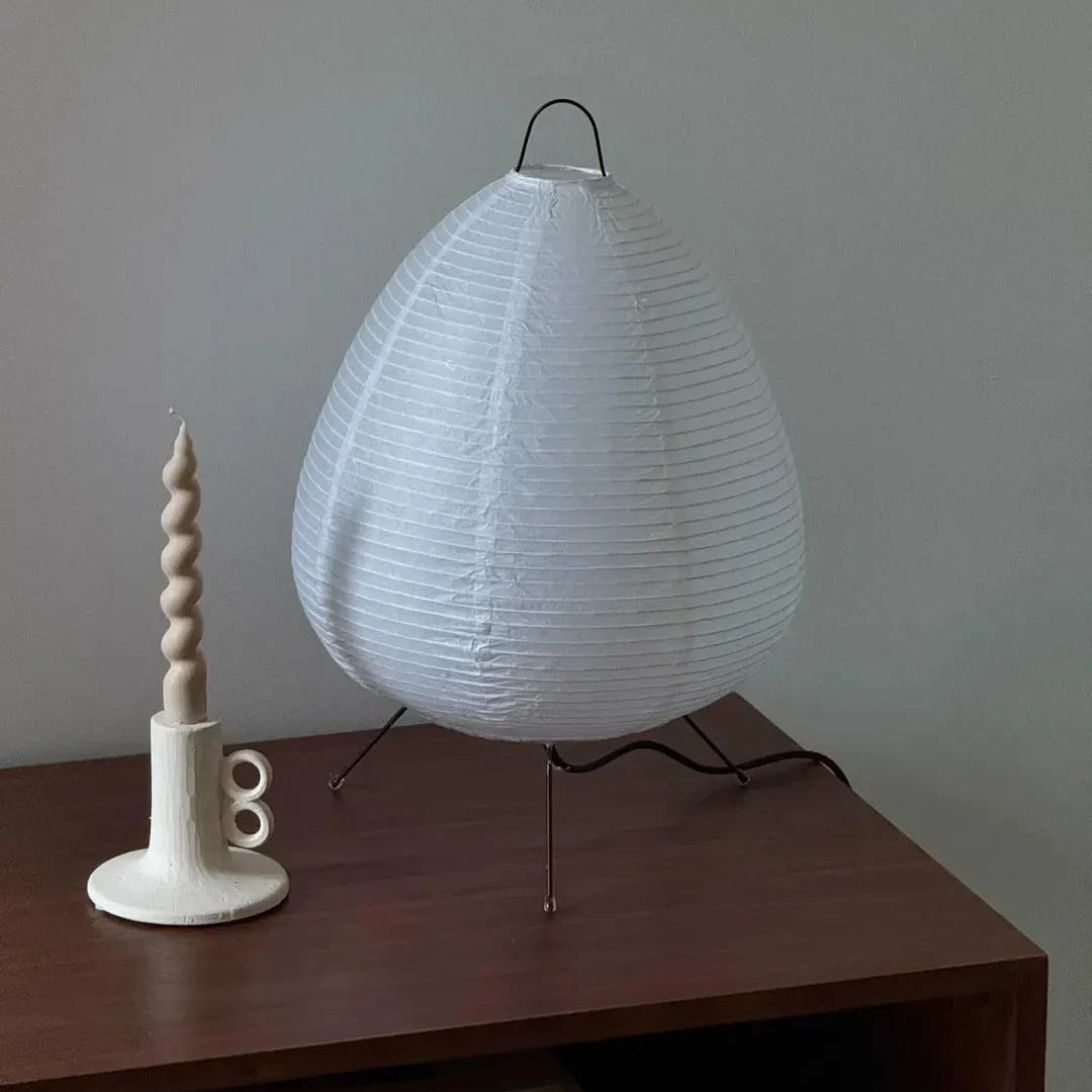 Gulvlampe med rispapirskærm i japansk stil