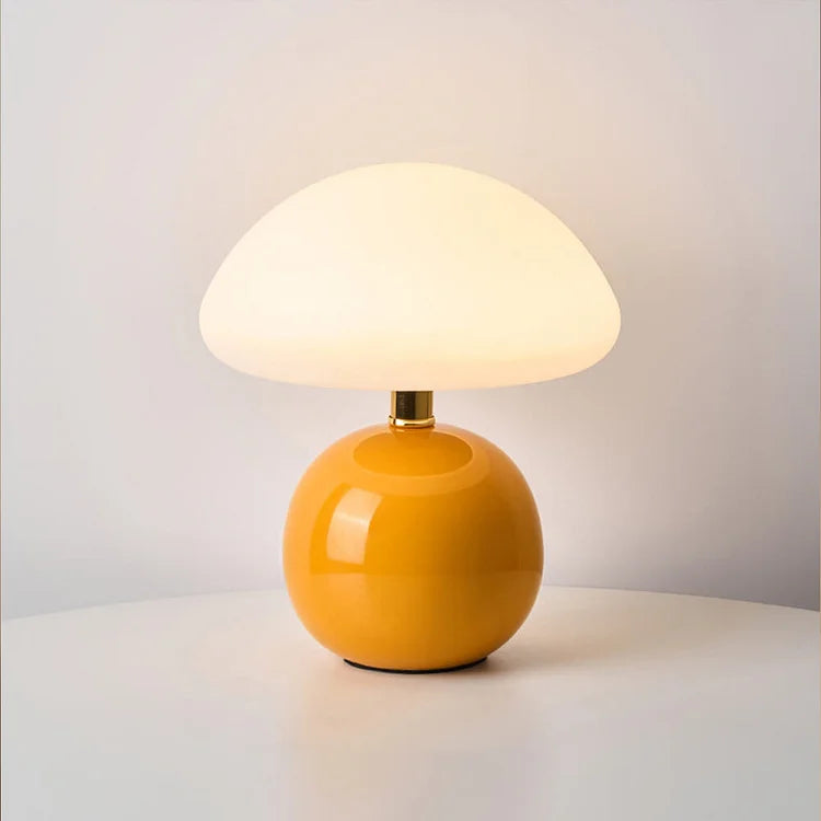 Lumiere Kremfarget Sopp Keramisk Bordlampe Bauhaus Stil
