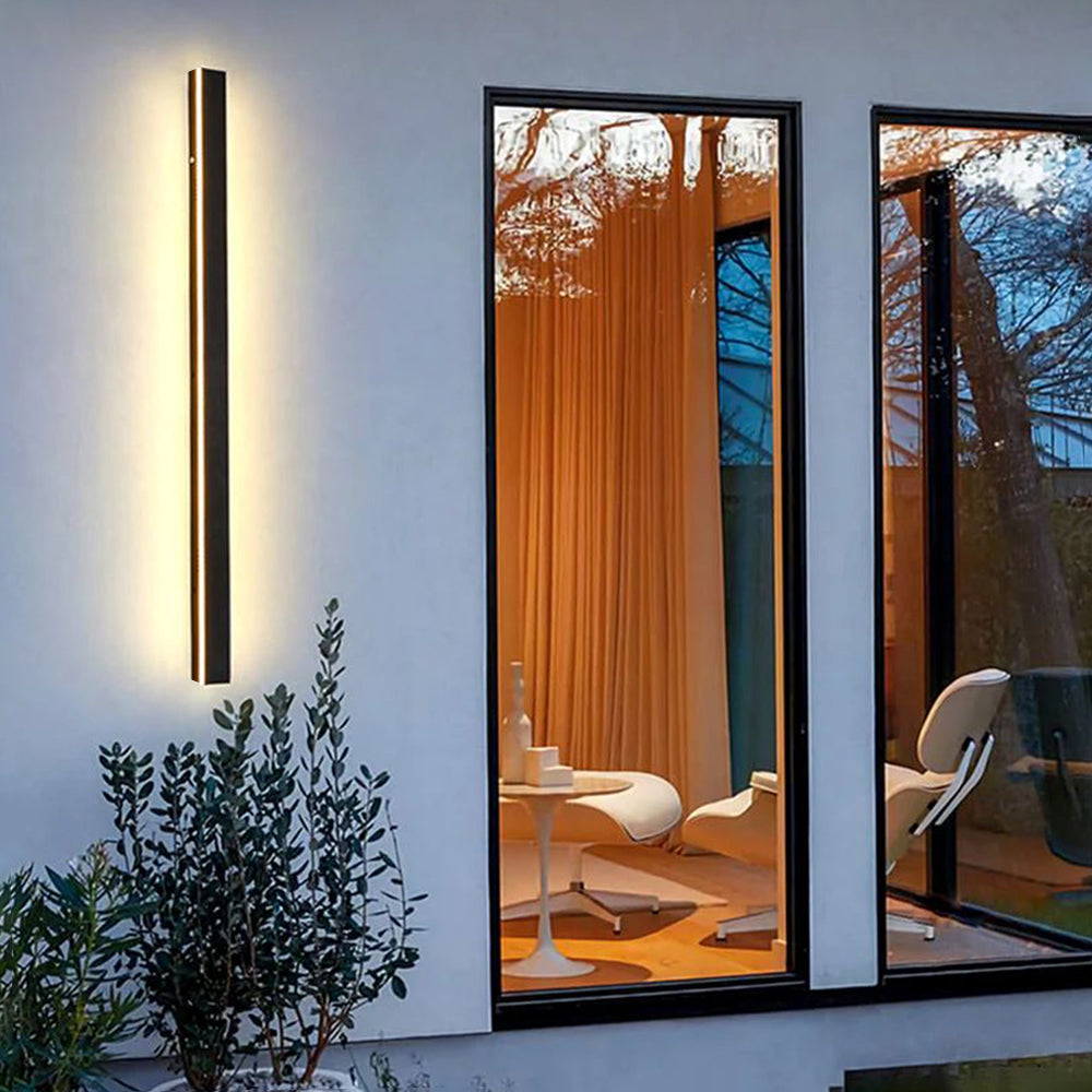 Elara | Linear Outdoor Wall Light | Orntli