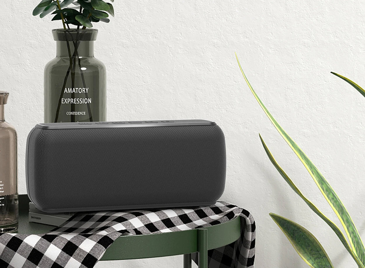 Venkovní reproduktor do každého počasí, 60W, 6600mAh, 15 hodin přehrávání, vodotěsný IPX5, TWS párování