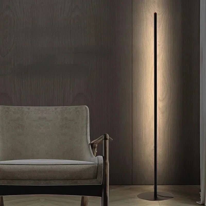 Stojací LED lampa FLORENCE pro atmosféru a styl v obývacím pokoji | compagnien