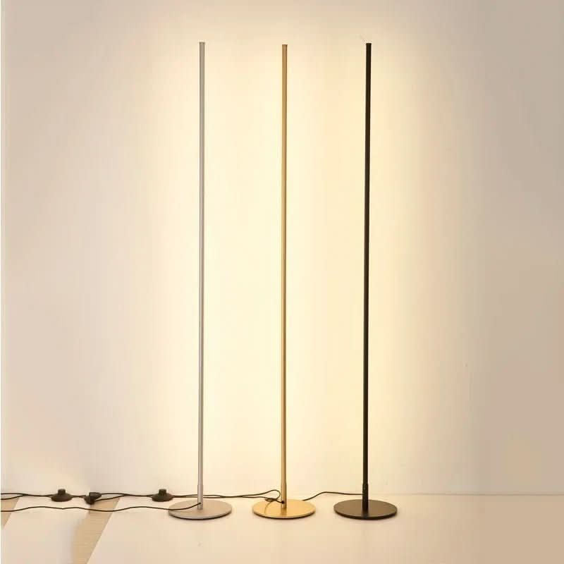Stojací LED lampa FLORENCE pro atmosféru a styl v obývacím pokoji | compagnien