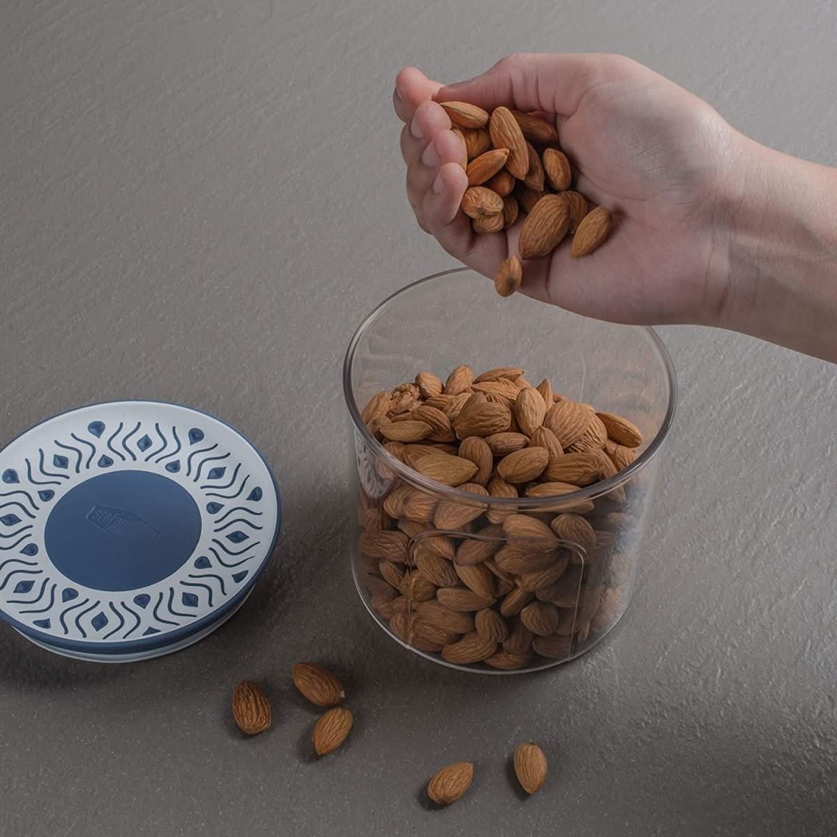 FrescoPro Extra Large Airtight Canister For Prolonged Freshness