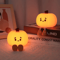 GlowBuddy natlampe i græskarform til børneværelsesdekoration