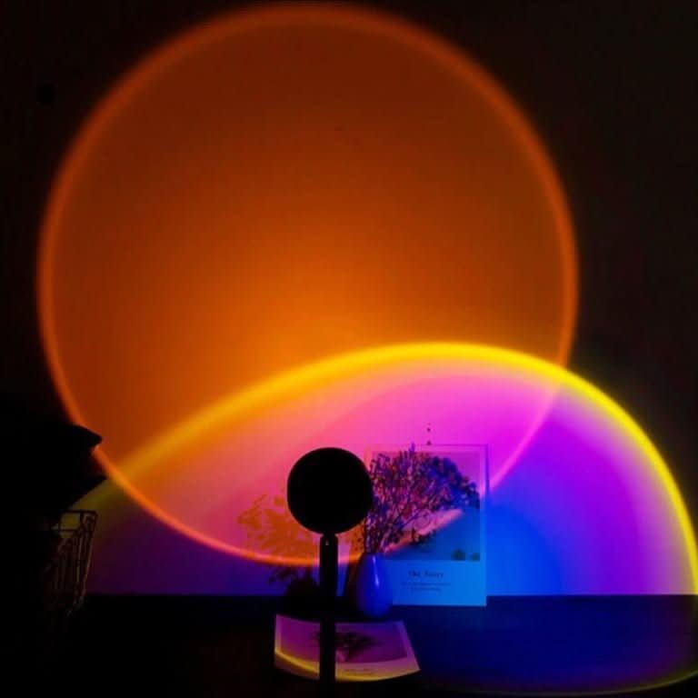 Golden Glow solnedgangslampe med roterende hoved og 16 farver