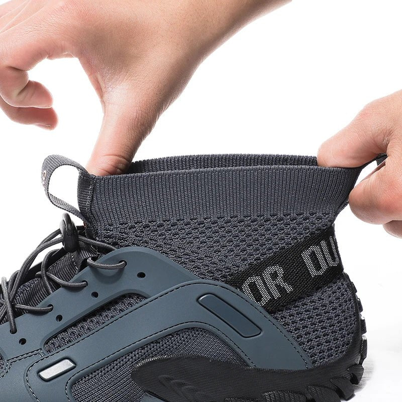 أحذية أكوا رجالية من HYDROHIKE بتصميم سريع الجفاف وثبات آمن