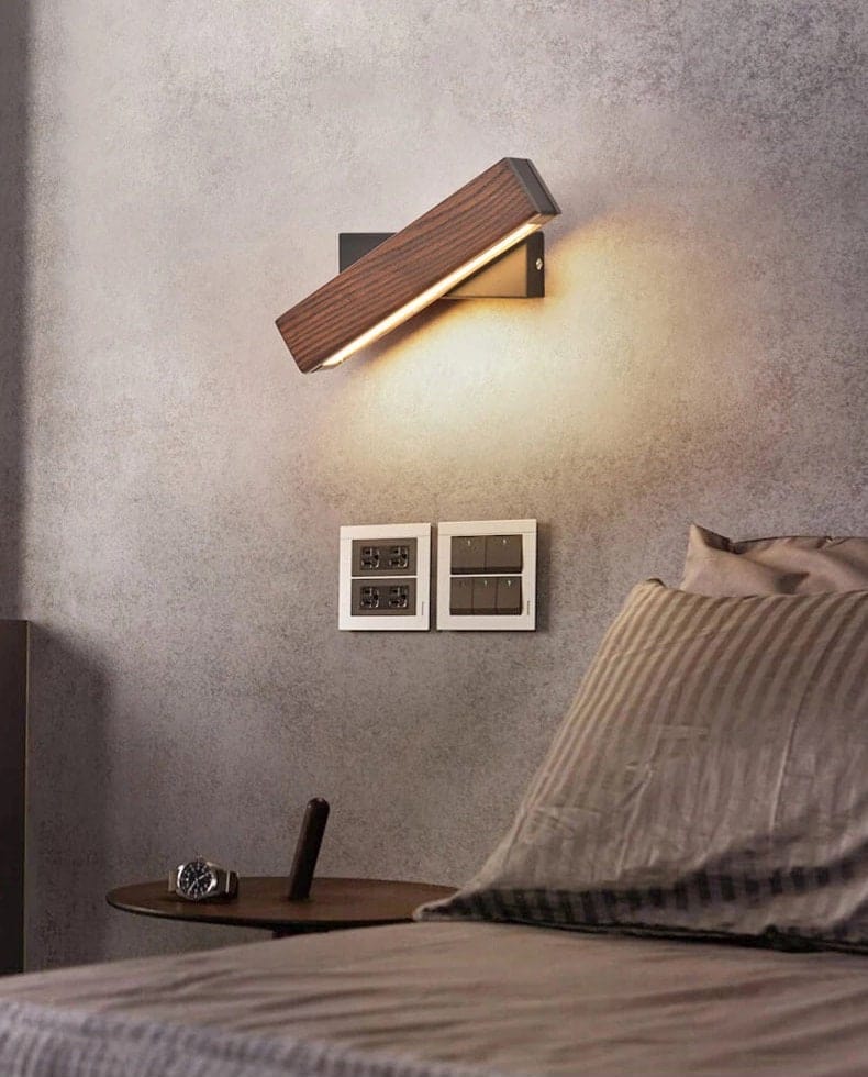 AstraWood Ask Roterbar Nattbord LED Vegglampe Dimmbar
