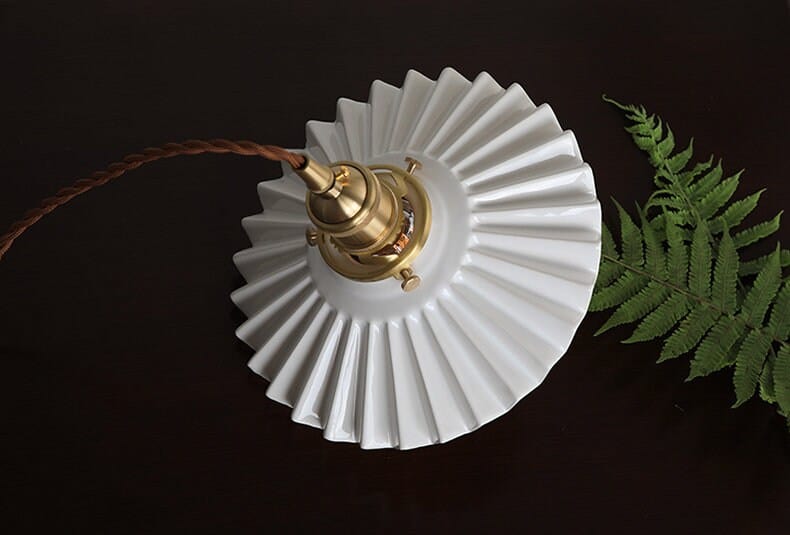 Aurela Glasert Keramisk Tutu Pendellampe i Art Deco-stil med LED-pære inkludert