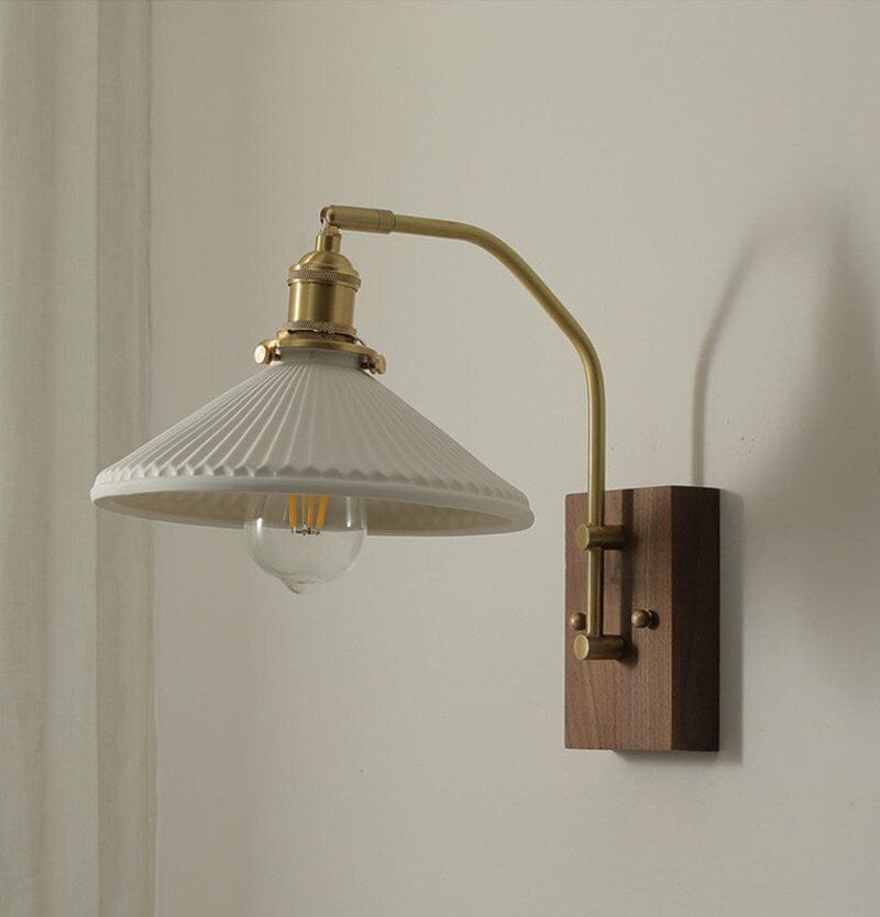 Astrael Vintage Keramisk LED Vegglampe med Valnøttre