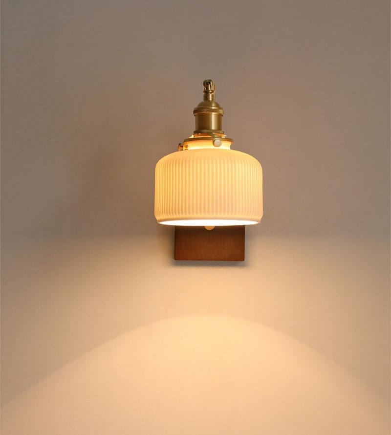 Astrael Vintage Keramisk LED Vegglampe med Valnøttre