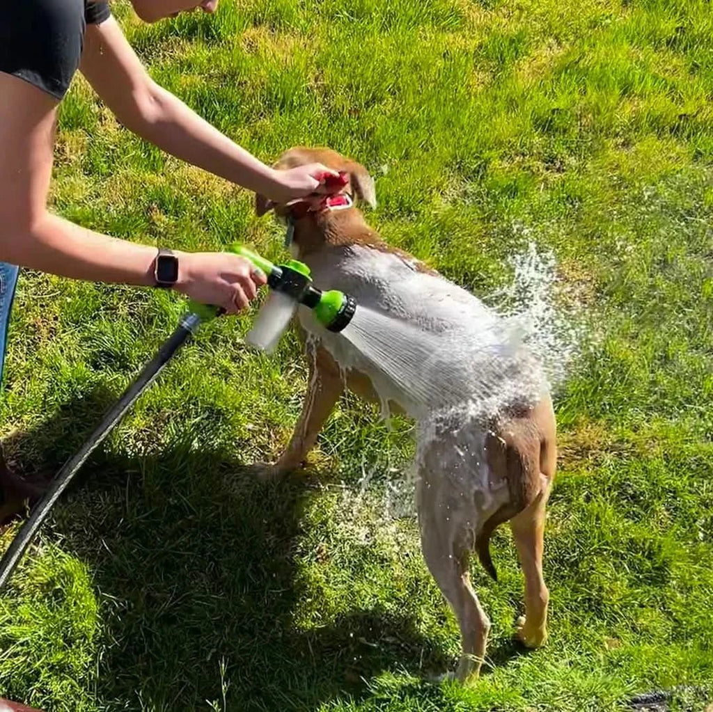 WhiskerWave 360 Dyrebad Spray til Hunde Nem og Grundig Rengøring Rundt Om