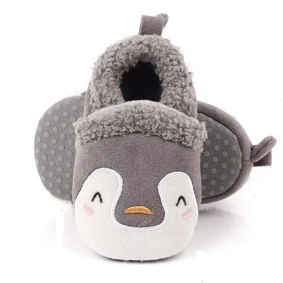 CozyTreadsの滑り止めベビー用スリッパ オールシーズン快適でしっかりグリップ