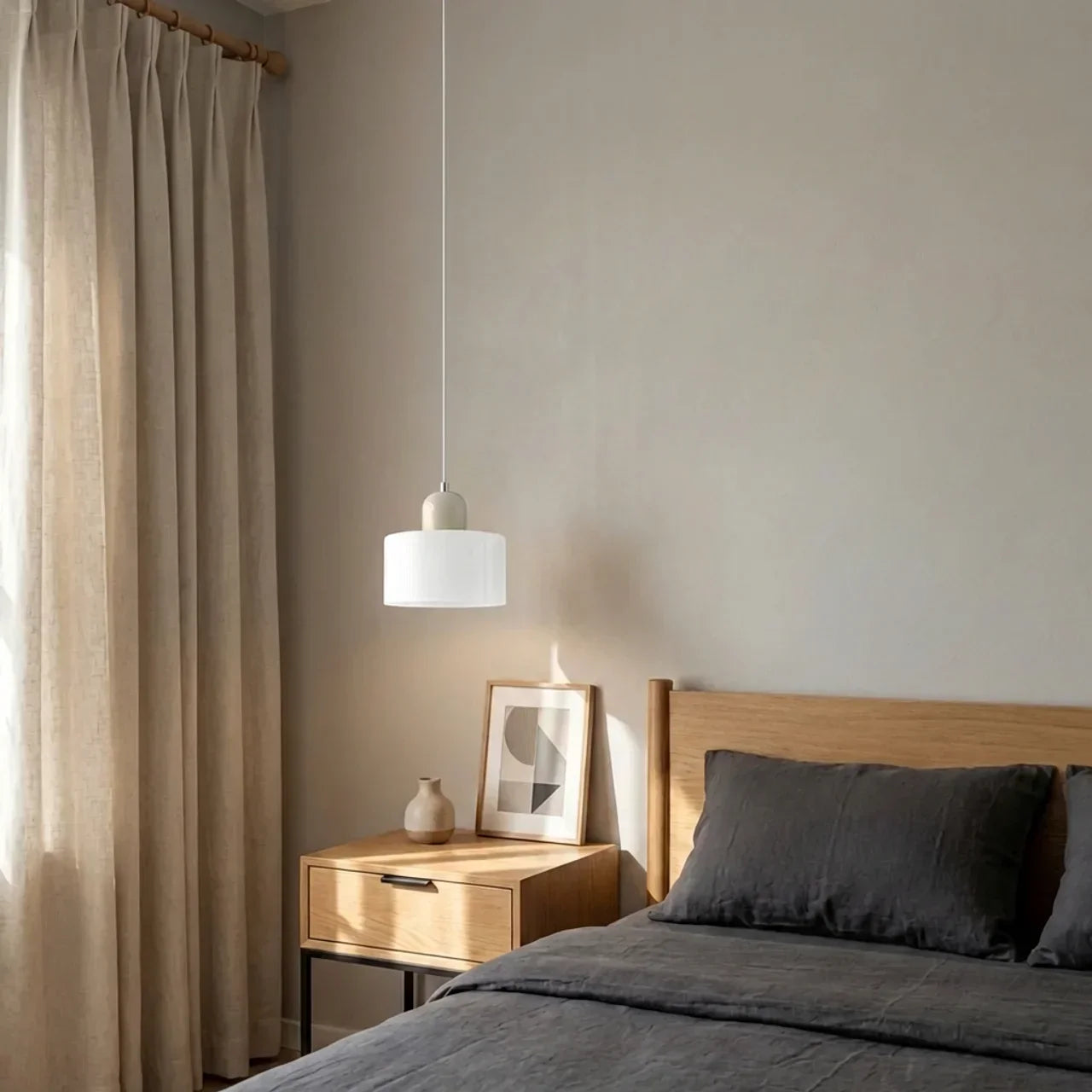 Sufitowa lampa szklana do zabudowy z miękkim kolorowym kloszem
