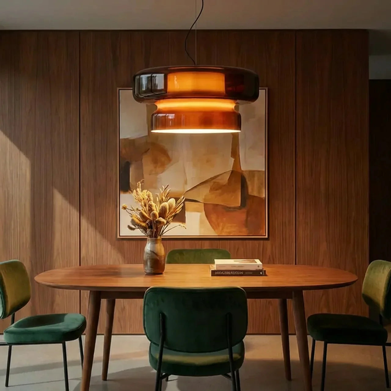 Závěsná lampa z barevného skla ve stylu Bauhaus