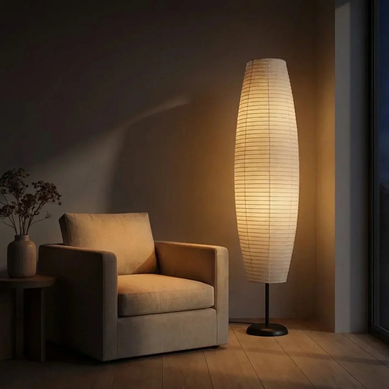 Reispapier-Stehlampe mit zwei Lichtquellen, schlanke vertikale Säule