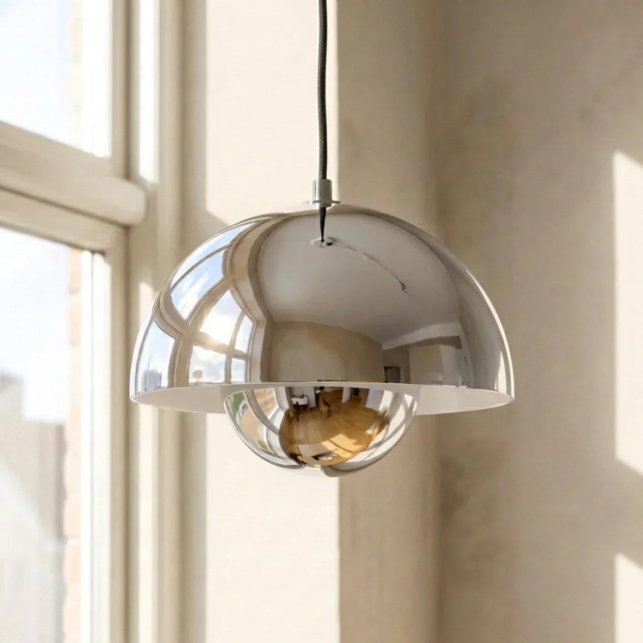 Soft-Form dänische moderne Pendelleuchte mit gewölbtem Schirm