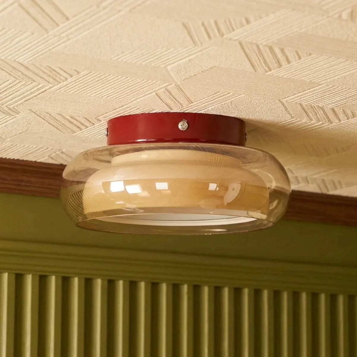 Deckenleuchte mit Glas-Aufbauleuchte für moderne Wohnräume
