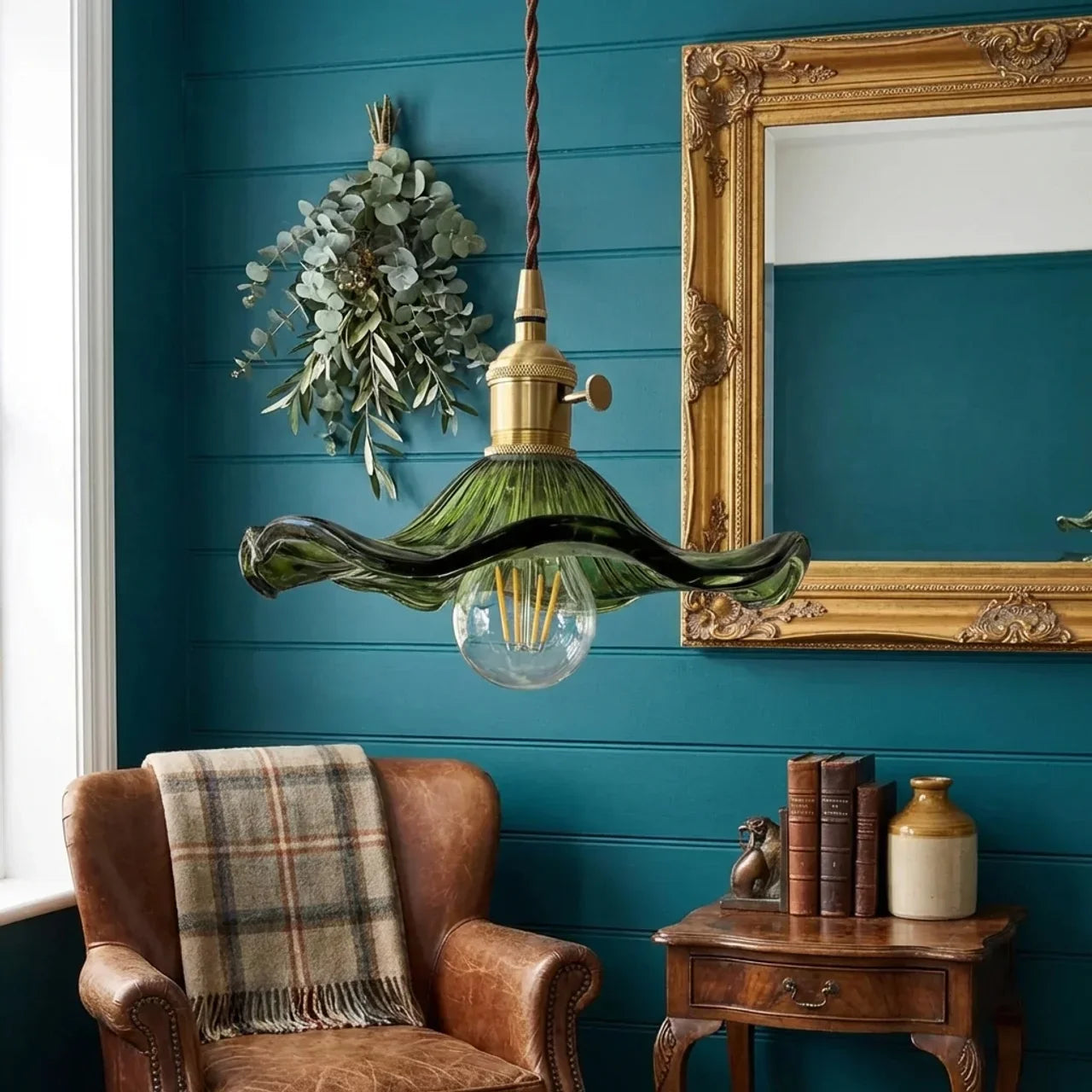 Art Deco Glass Ceiling Pendant Light With Scalloped Glass Shade