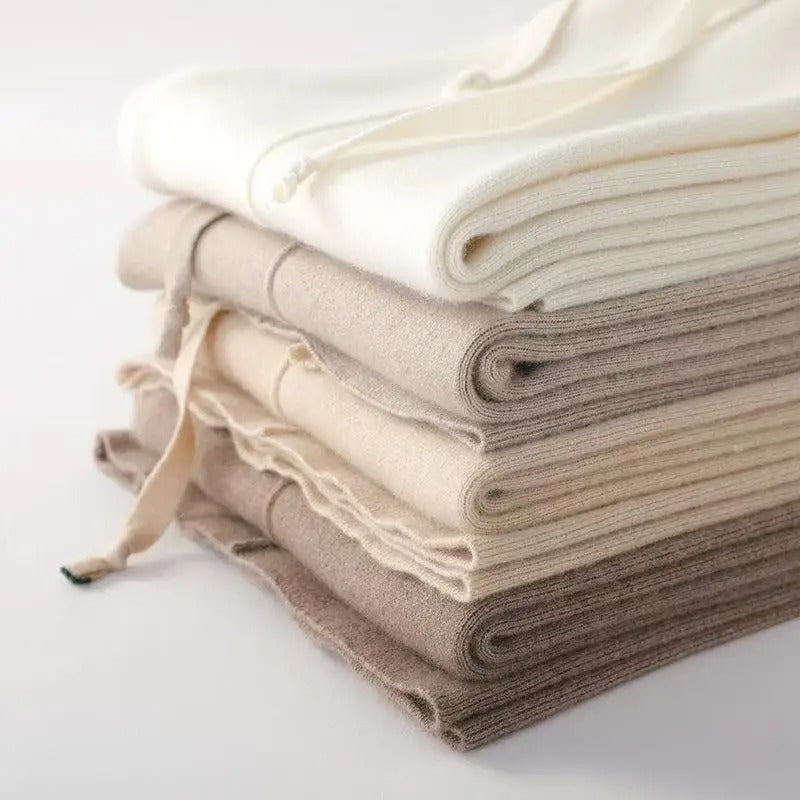 Wool and Cashmere Blend Wide-Leg Trousers for Women with Elastic Waist