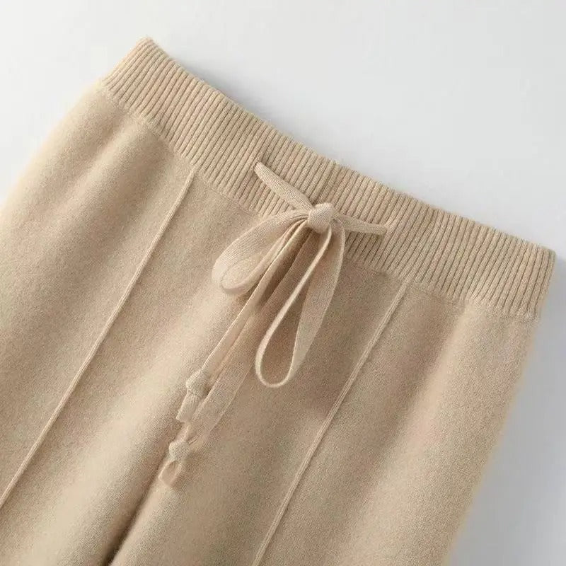 Wool and Cashmere Blend Wide-Leg Trousers for Women with Elastic Waist