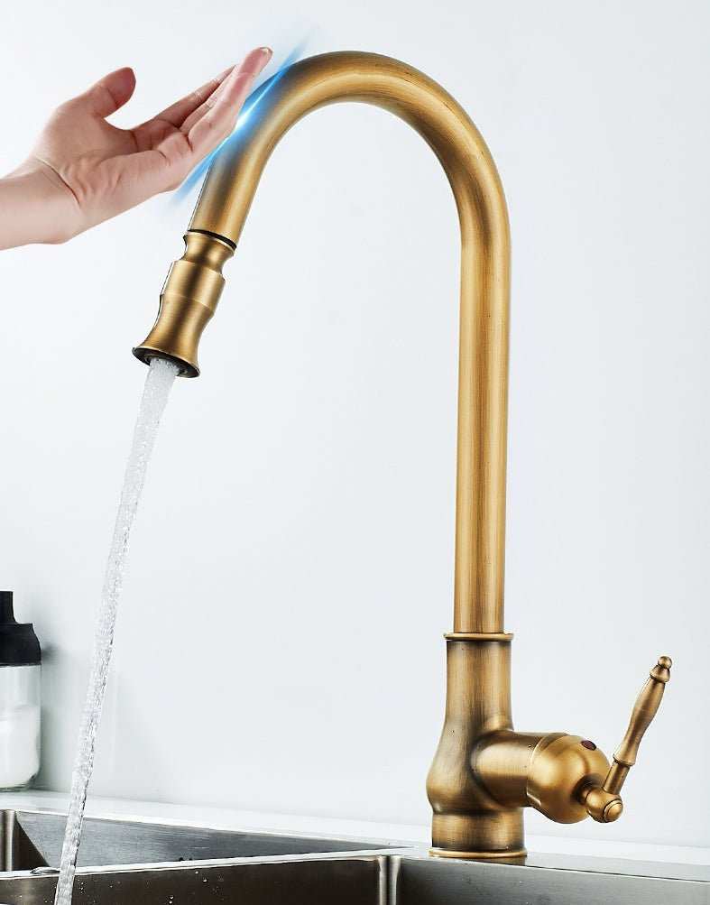 Kitchflow antiek bronzen uittrekbare keukenkraan met sensortouch