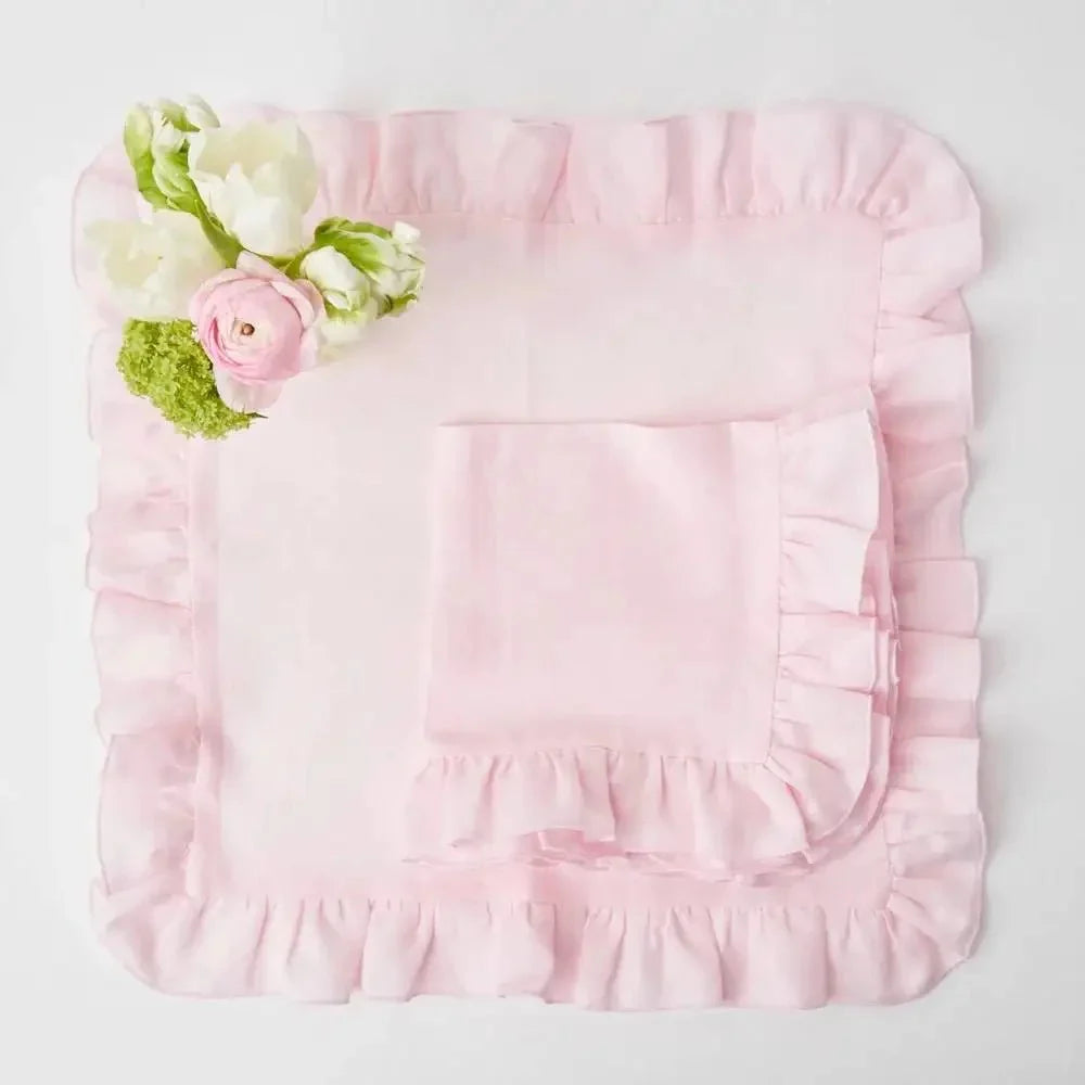 LINENBLOOM Linen Napkin With Ruffle Edge For Timeless Tables