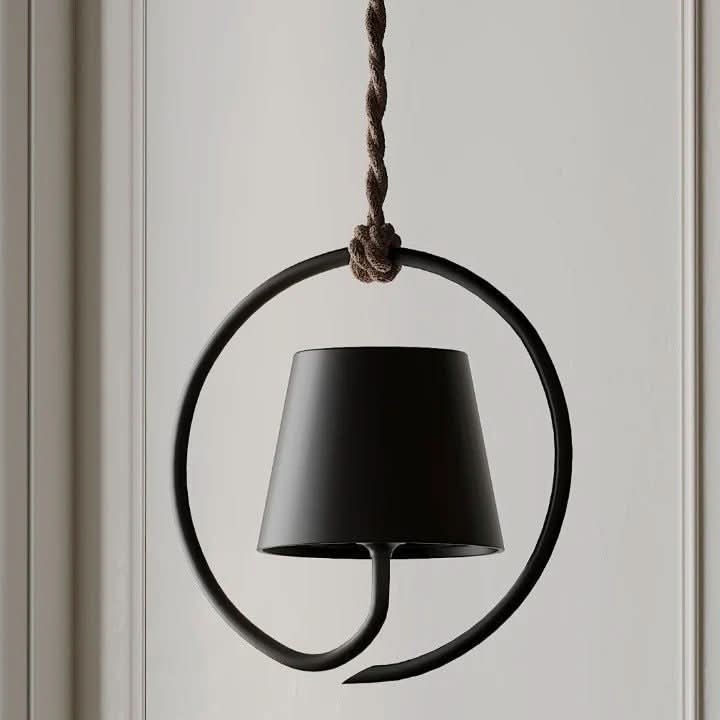 Lumipend ładowalna lampa wisząca LED z regulowanym ciepłym światłem do użytku wewnętrznego i zewnętrznego