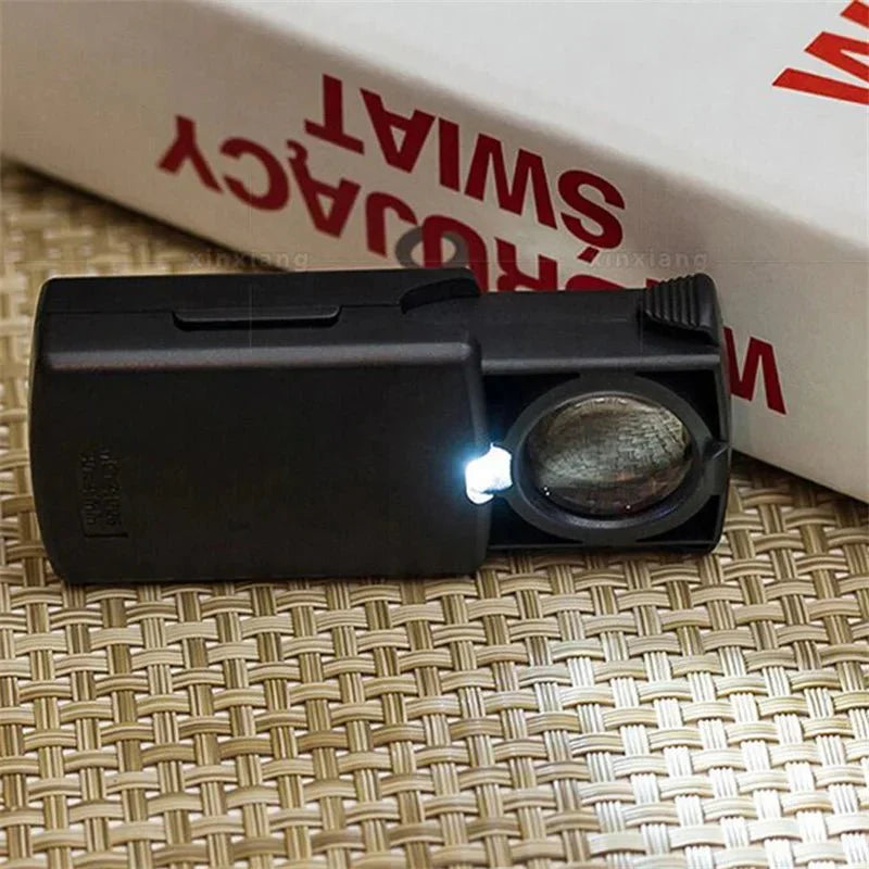 LUMIZOOM 30X osvětlená ruční lupa pro přesnou kontrolu