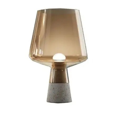Stolní lampa Leimu – jantarové sklo a cementový podstavec