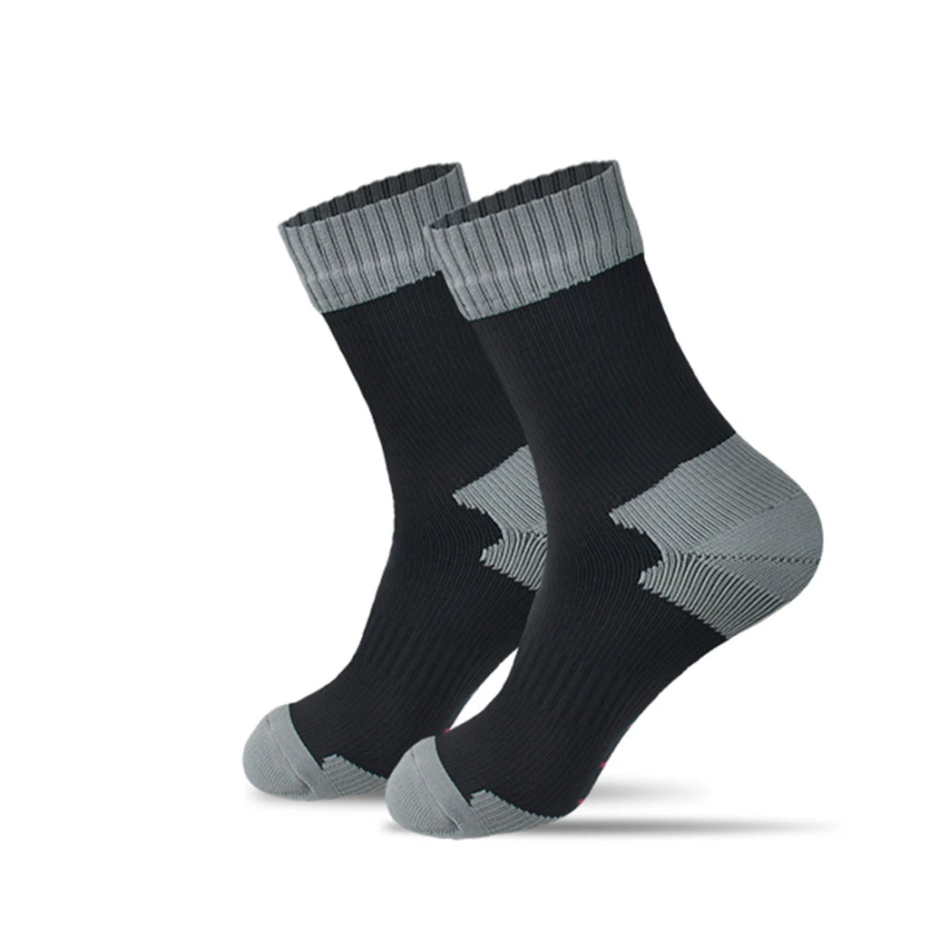 Chaussettes étanches avec membrane respirante à trois couches et doublure en polaire