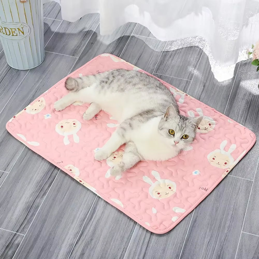Kühlmatte für Katzen mit Feuchtigkeitsableitung, rutschfest und maschinenwaschbar