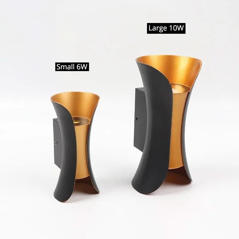 LUXEFLARE LED nástěnné svítidlo s zakřiveným odolným designem pro venkovní použití
