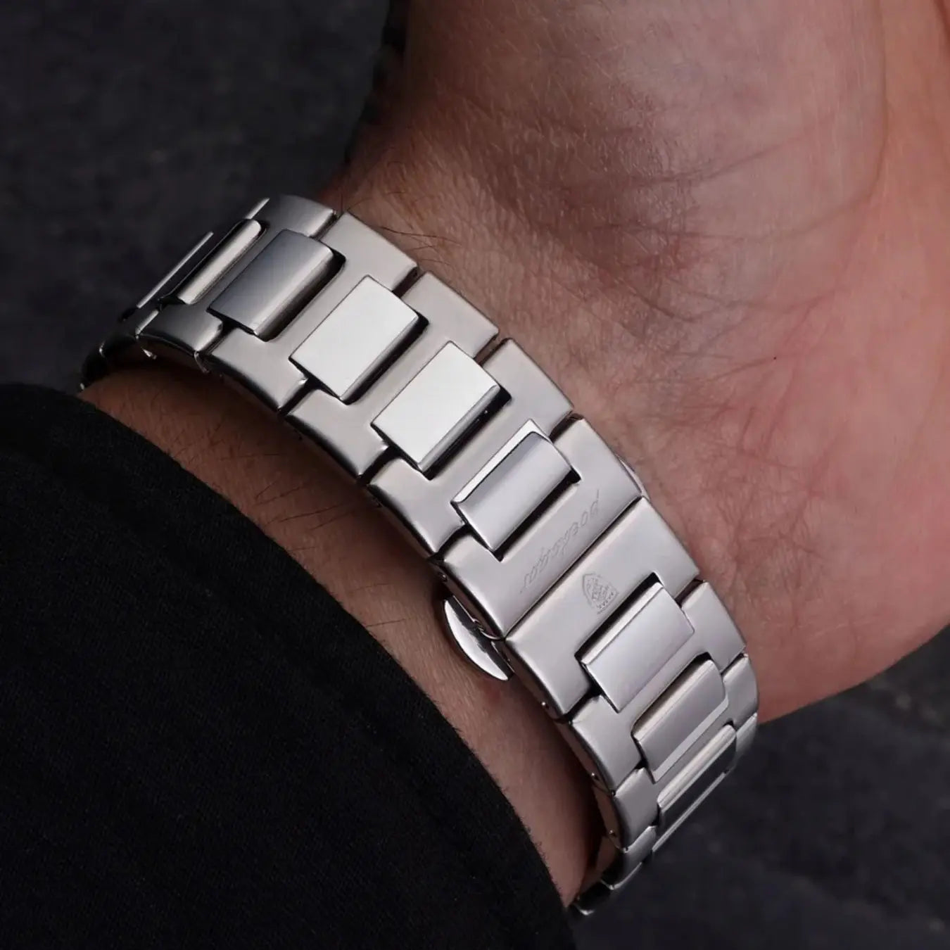 Nautilus 41mm Case Timepiece For Classic Everyday Wear