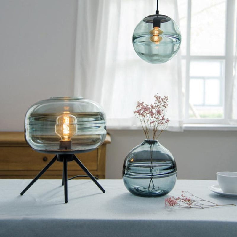 Adler - Bordlampe med glaskuppel