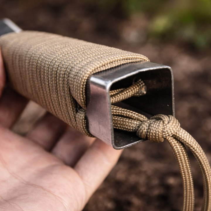 Compact Garden Shovel With Hardened Steel And Serrated Edge For Multiple Tasks