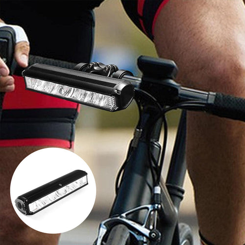Luz delantera de 900 lúmenes con haz amplio de 180°, recargable por USB, IPX4 | compagnien