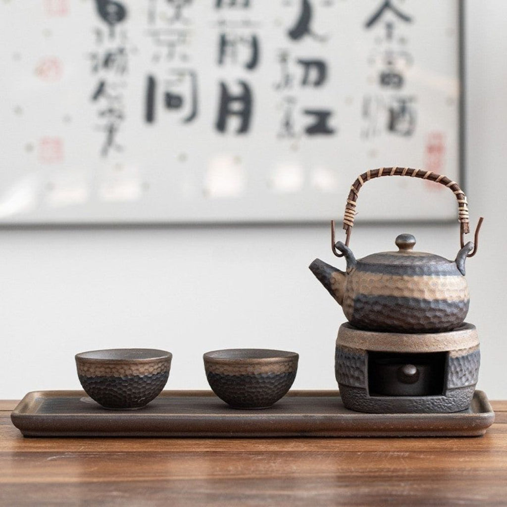 Japanisches Keramik-Teeset mit Warmhalter, 300 ml Teekanne und zwei Tassen