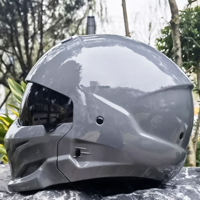 Přilba na motorku Pilot