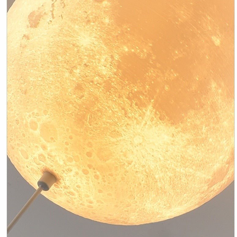 LunaBound | Astronautická měsíční závěsná lampa do dětského pokoje