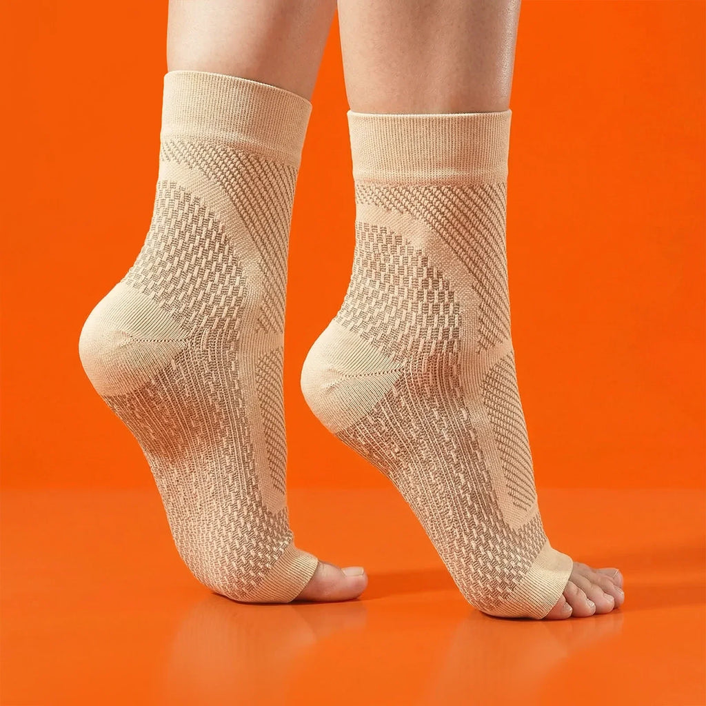 Targeted Ankle Support For Active Lifestyles With Compression Socks