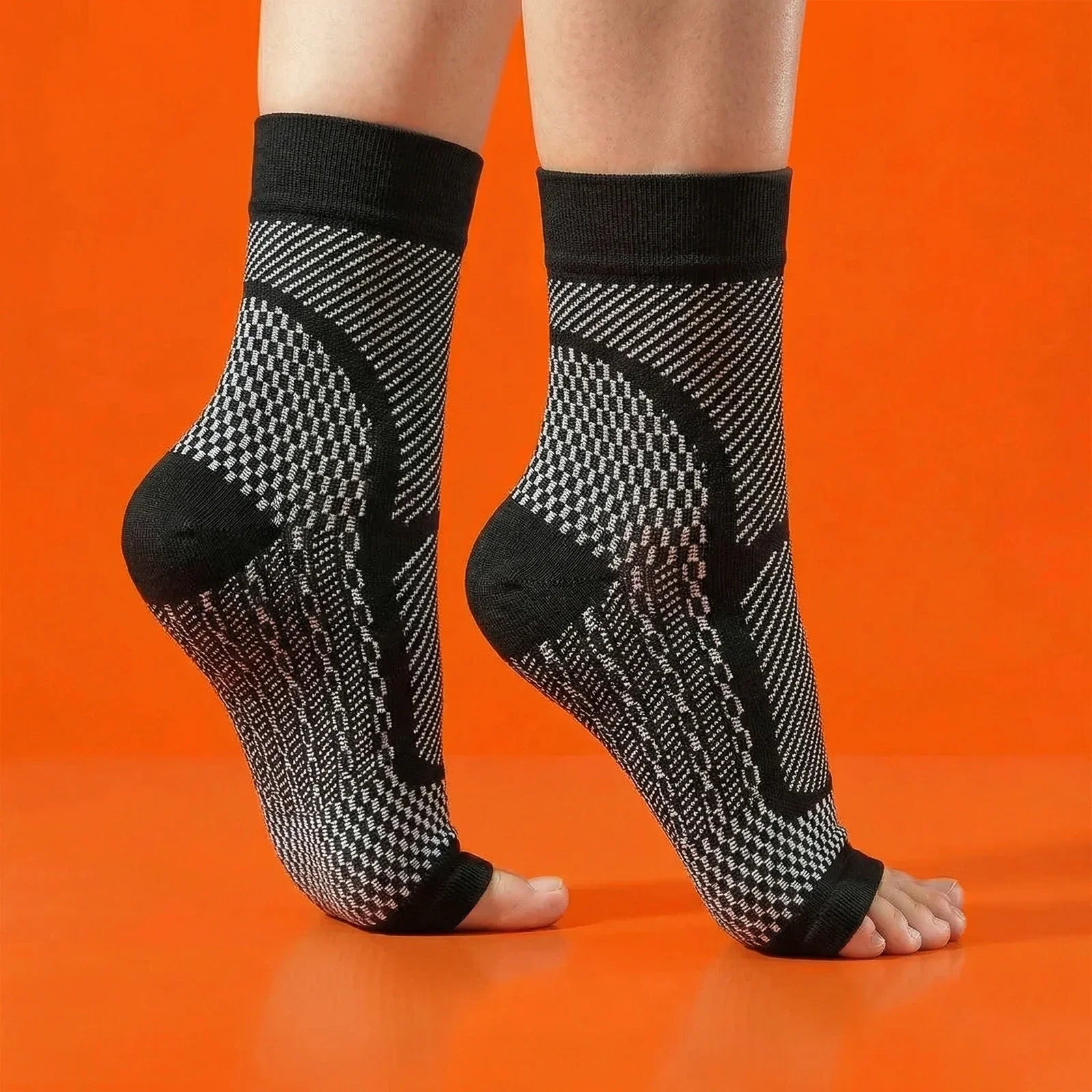 Targeted Ankle Support For Active Lifestyles With Compression Socks
