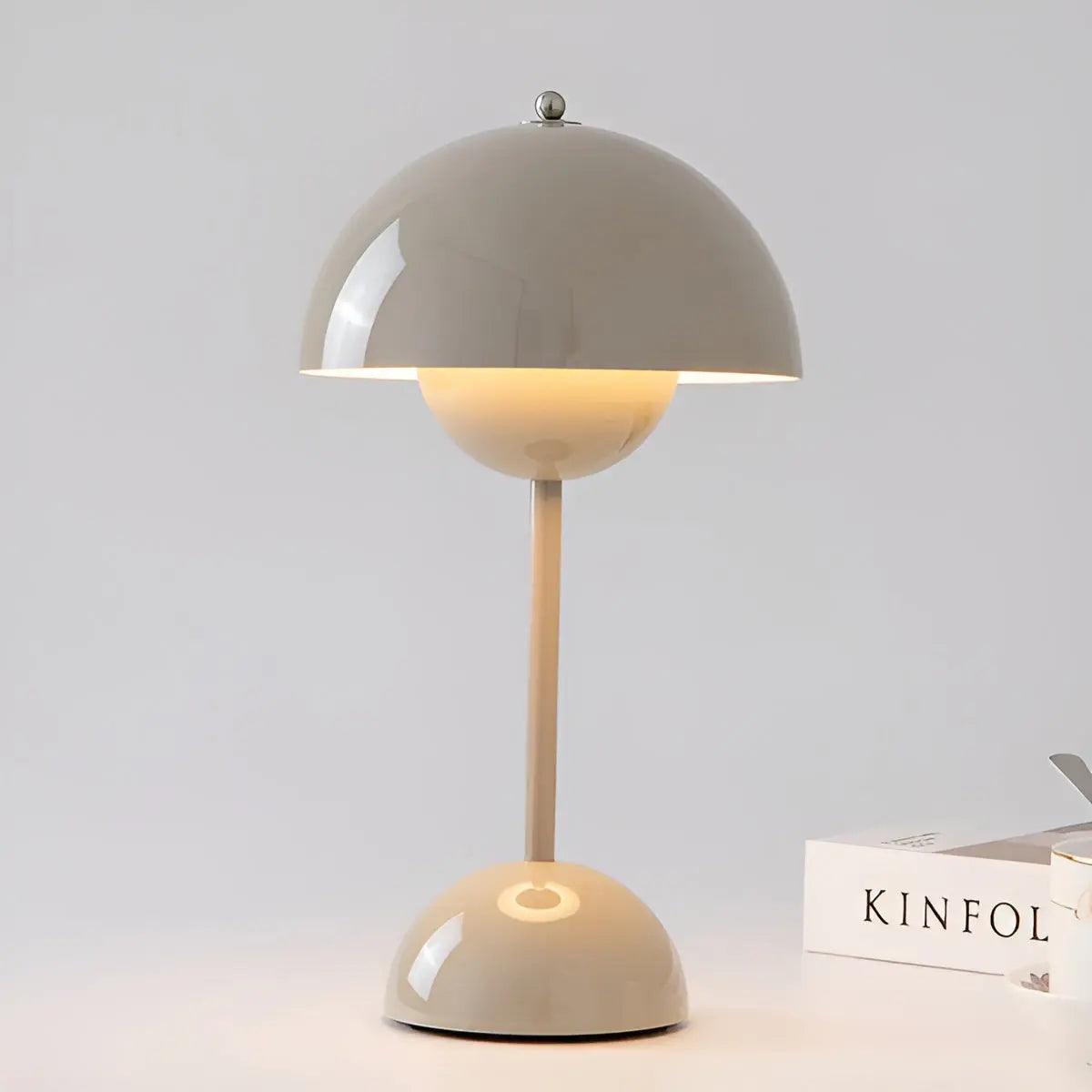 Lumera | Moderne LED Bordlampe med Minimalistisk Stemningsdesign